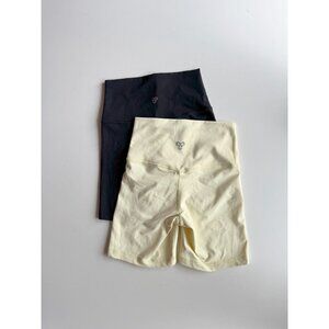 Lot of 2 Aritzia TNA TnaLife Atmosphere High Rise 7" Bike Shorts, Size S